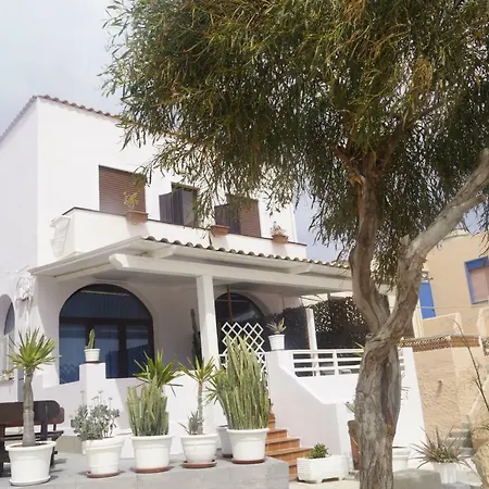 Mir Mar Bed & Breakfast 2*
